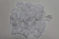 Лепестки роз белые арт. 077-044