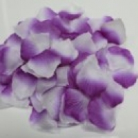 Лепестки роз фиолетово-белые арт. 077-054