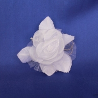 Бутоньерка в белом цвете . Арт 02-4