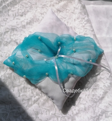 Свадебная подушка для колец в голубом цвете Арт 150