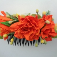 Гребешок для волос в оранжевом цвете . Ручная работа Арт 0058