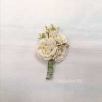 Бутоньерка свадебная для жениха в молочном цвете Арт 01-29