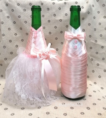 Одежда на бутылки шампанского, на свадьбу, жених и невеста, в светло-розовом цвете Арт 0122