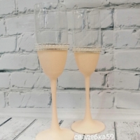Свадебные бокалы для молодоженов  вперсиковом цвете Арт 0955
