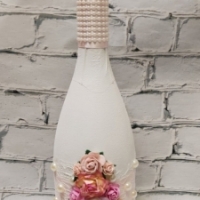 Свадебный декор на бутылку шампанского в розовом цвете с цветами Арт 0114