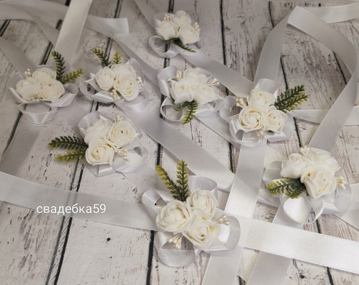 Браслеты для подружек невесты в белом цвете с зеленью на свадьбу (изготовим в любом цвете) Арт 088