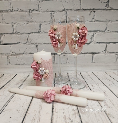 Набор на свадьбу в пыльно-розовом цвете с цветами, кружевом и брошью, свадебные свечи для церемонии семейный очаг, бокалы на свадьбу для невесты и жениха Арт ПР-50