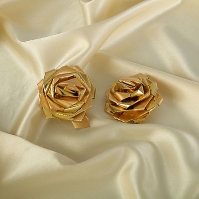 Роза на двойном скотче для украшения свадебных машин Золото Д-3 см (25 шт)