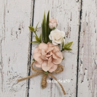 Бутоньерка для жениха и друзей жениха на свадьбу, в пудровом цвете Арт 01-52